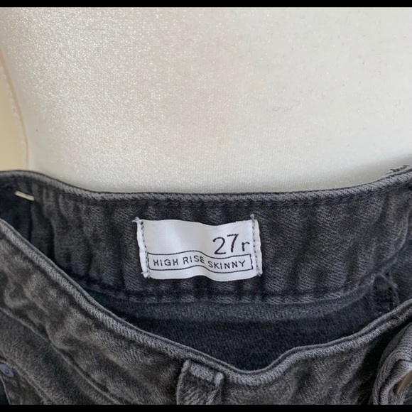 Vintage Faded Black High Rise Gap Jeans - Picture 5 of 5